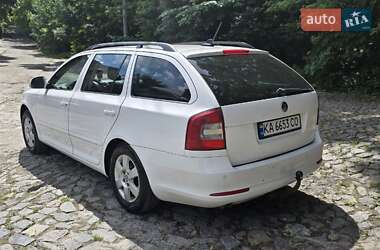 Универсал Skoda Octavia 2011 в 