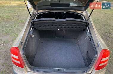 Лифтбек Skoda Octavia 2004 в 