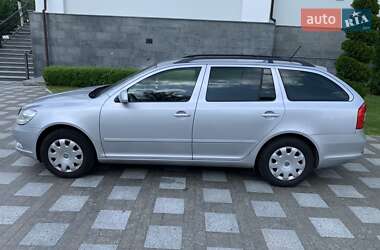 Универсал Skoda Octavia 2012 в 