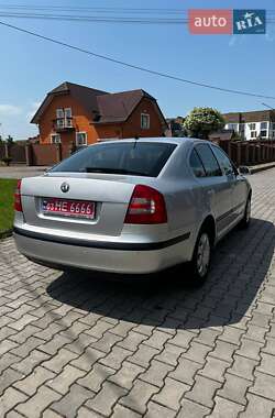 Лифтбек Skoda Octavia 2006 в 