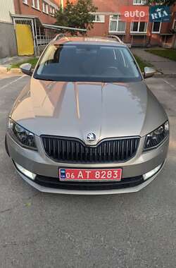 Универсал Skoda Octavia 2015 в Звягеле