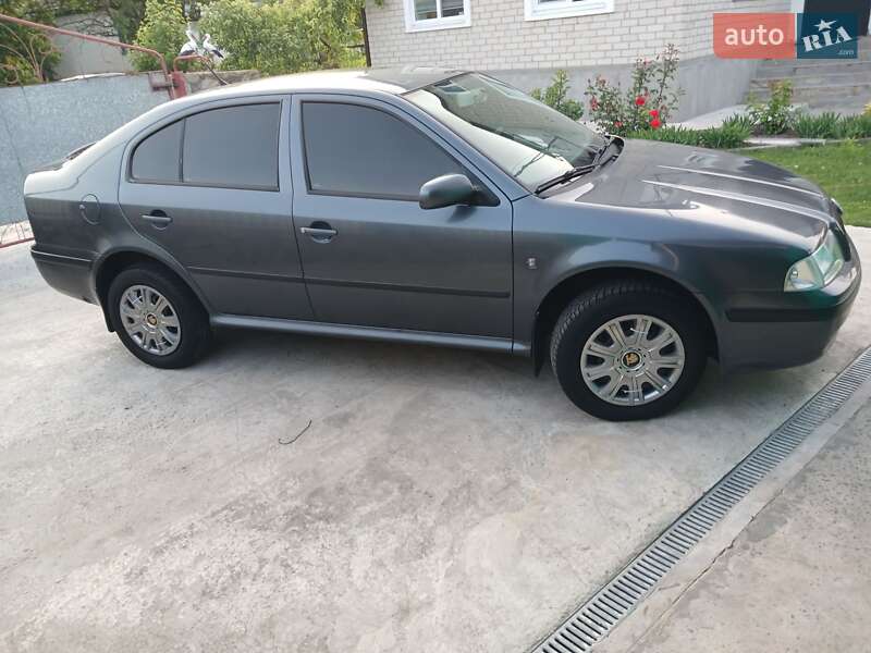 Лифтбек Skoda Octavia 2009 в Чернобае
