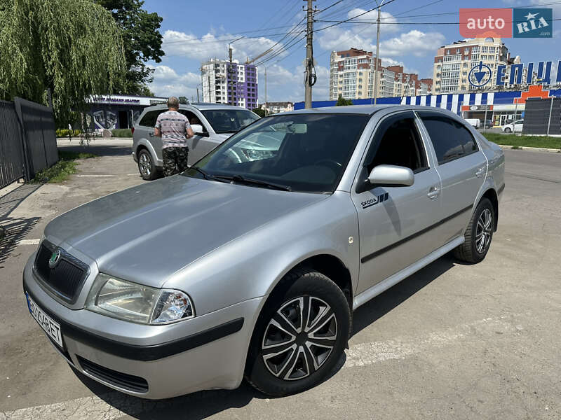 Лифтбек Skoda Octavia 2006 в 