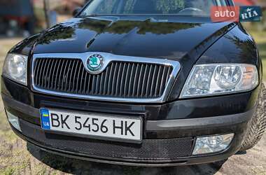 Універсал Skoda Octavia 2004 в Сарнах