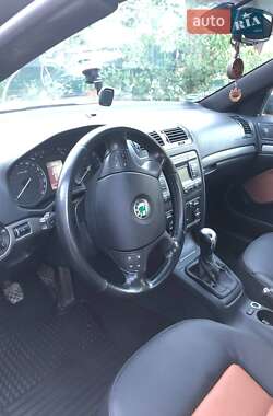 Лифтбек Skoda Octavia 2005 в 