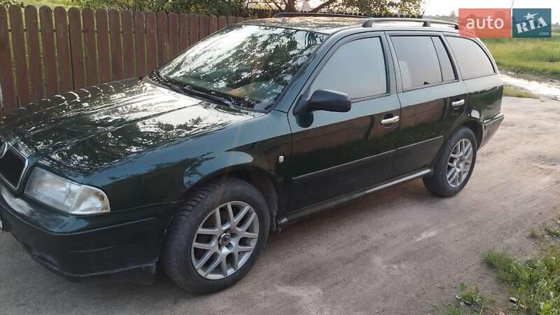 Универсал Skoda Octavia 2000 в Березному