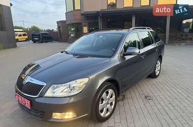 Универсал Skoda Octavia 2010 в Ровно
