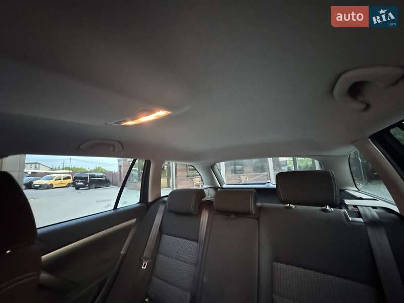 Универсал Skoda Octavia 2010 в Ровно