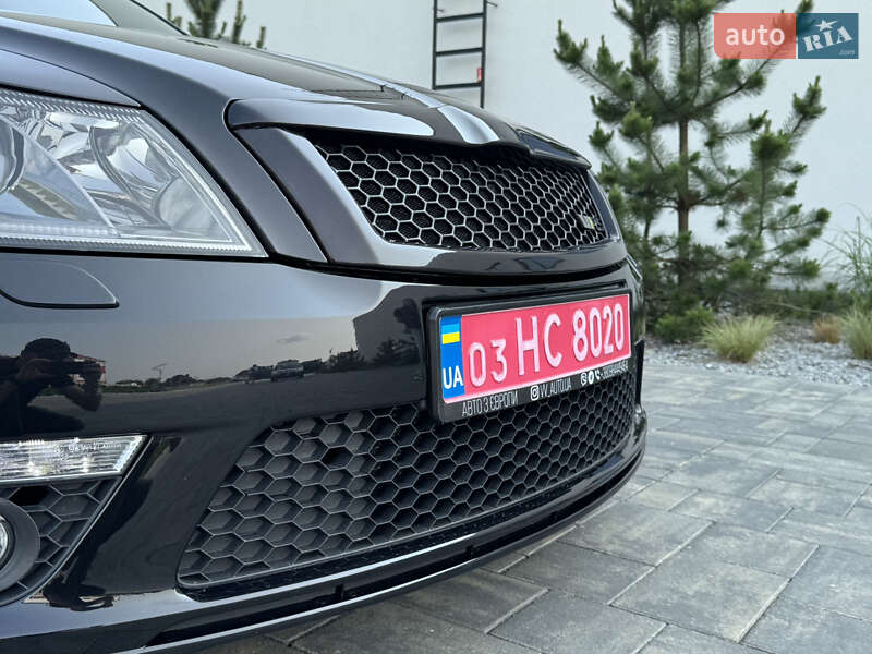 Универсал Skoda Octavia 2011 в Чернигове
