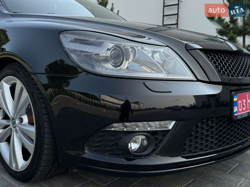 Универсал Skoda Octavia 2011 в Чернигове