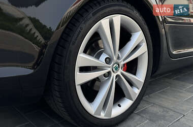 Универсал Skoda Octavia 2011 в 