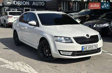 Лифтбек Skoda Octavia 2013 в Днепре