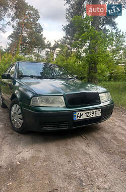 Ліфтбек Skoda Octavia 1998 в 