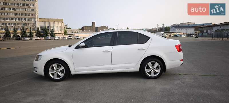 Лифтбек Skoda Octavia 2013 в Харькове