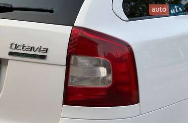 Универсал Skoda Octavia 2011 в 