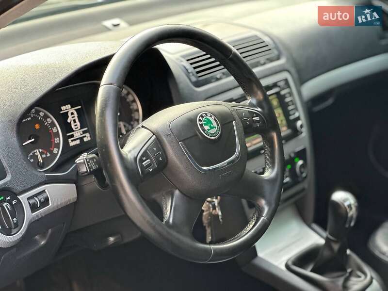 Универсал Skoda Octavia 2010 в Виннице