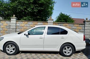 Лифтбек Skoda Octavia 2011 в 