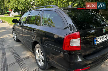 Универсал Skoda Octavia 2011 в 