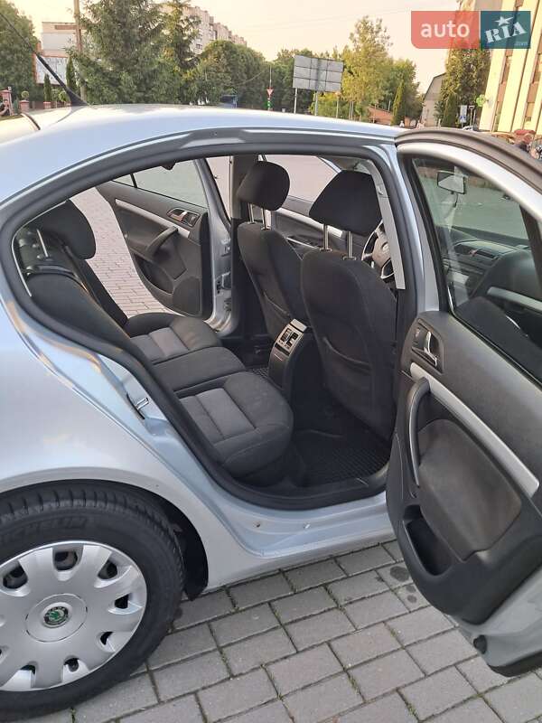 Ліфтбек Skoda Octavia 2008 в Хмельницькому