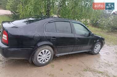 Лифтбек Skoda Octavia 2000 в 