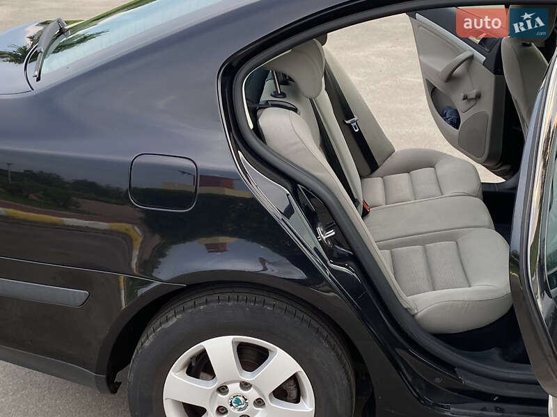 Ліфтбек Skoda Octavia 2007 в Ірпені