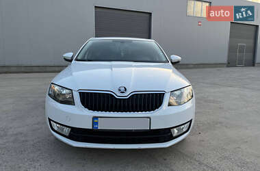 Лифтбек Skoda Octavia 2014 в 