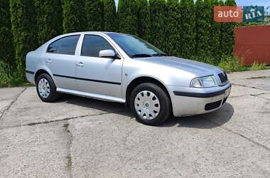 Лифтбек Skoda Octavia 2008 в 