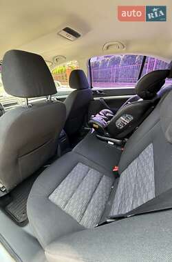 Лифтбек Skoda Octavia 2012 в 