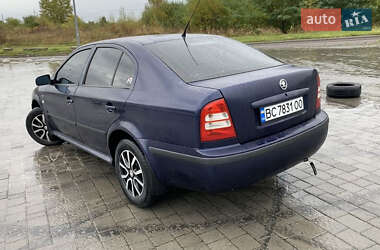 Ліфтбек Skoda Octavia 2002 в 
