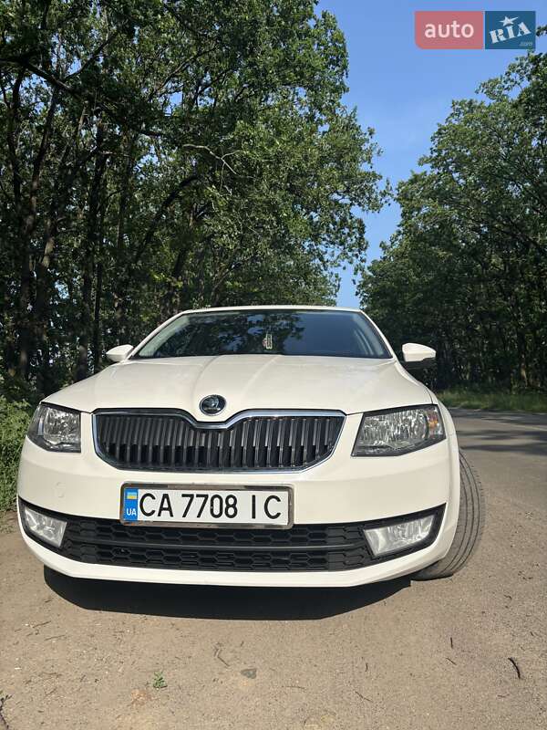 Лифтбек Skoda Octavia 2016 в Умани