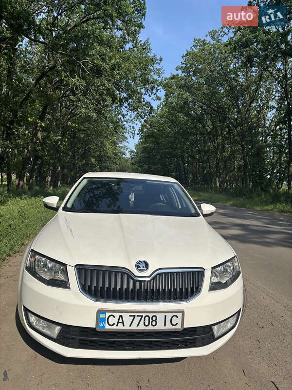 Лифтбек Skoda Octavia 2016 в Умани