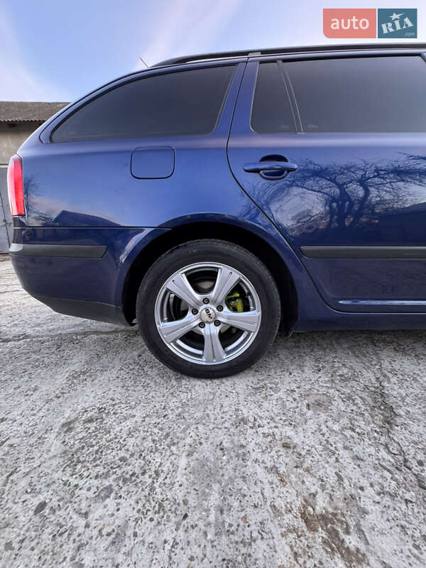Универсал Skoda Octavia 2007 в Бориславе