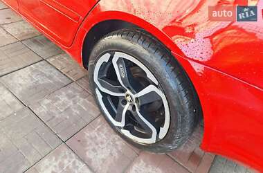 Лифтбек Skoda Octavia 2011 в 