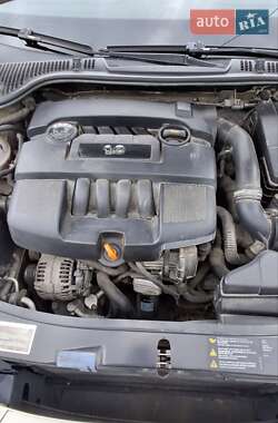 Лифтбек Skoda Octavia 2005 в 