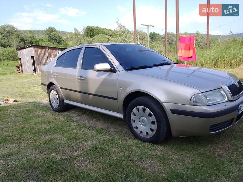 Лифтбек Skoda Octavia 2006 в Дрогобыче