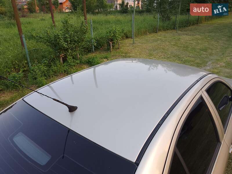 Лифтбек Skoda Octavia 2006 в Дрогобыче