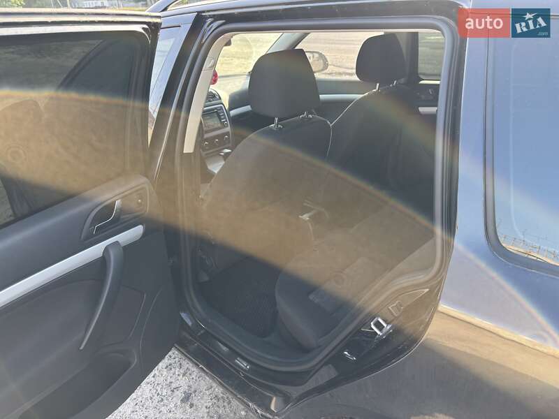 Универсал Skoda Octavia 2010 в Ахтырке