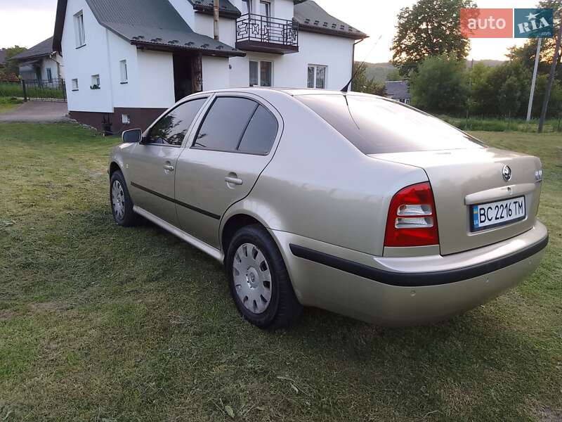 Лифтбек Skoda Octavia 2006 в Дрогобыче