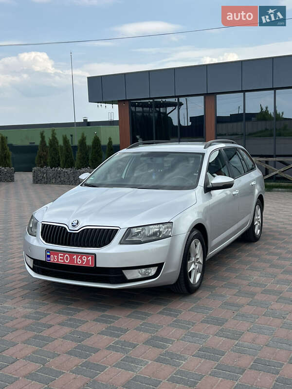 Универсал Skoda Octavia 2016 в Ровно