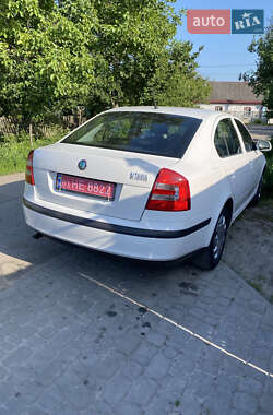 Лифтбек Skoda Octavia 2011 в 