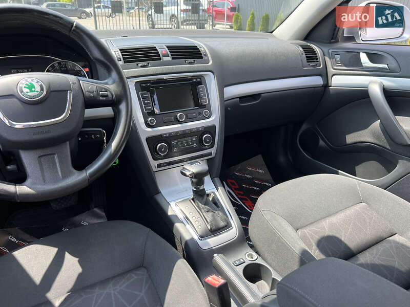 Универсал Skoda Octavia 2011 в Ужгороде