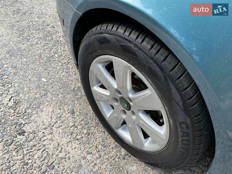 Ліфтбек Skoda Octavia 2005 в Охтирці