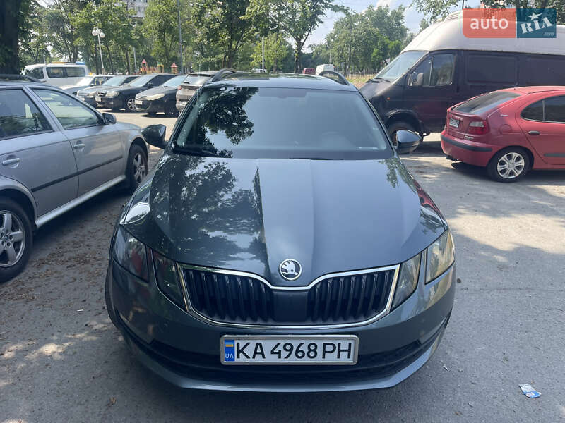 Универсал Skoda Octavia 2018 в Киеве