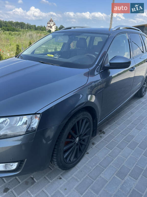 Универсал Skoda Octavia 2016 в Золочеве
