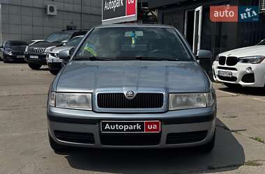 Лифтбек Skoda Octavia 2001 в 