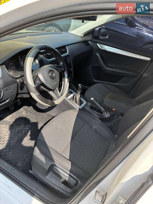Лифтбек Skoda Octavia 2015 в Киеве