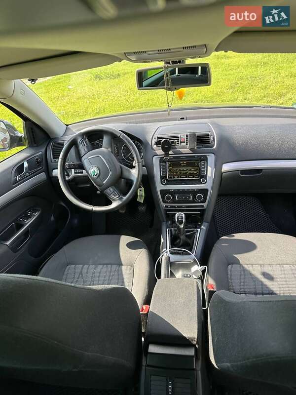 Універсал Skoda Octavia 2010 в Буську