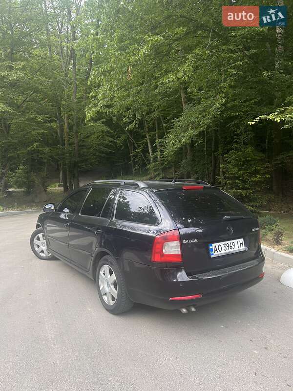 Универсал Skoda Octavia 2009 в Ужгороде