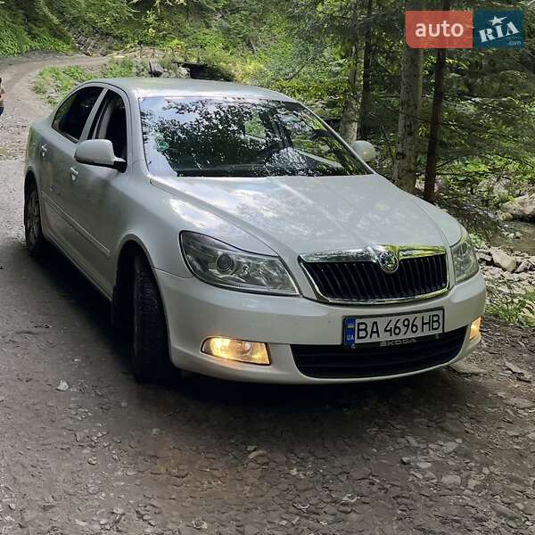 Лифтбек Skoda Octavia 2010 в 