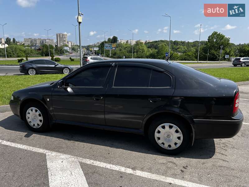 Хэтчбек Skoda Octavia 2004 в Виннице